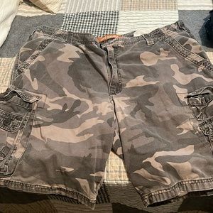 Lee dungarees men’s camp shorts size 40